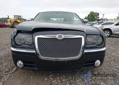 2008 Chrysler 300C Hemi из США, поврежденный, VIN 2C3LA63H58H187391